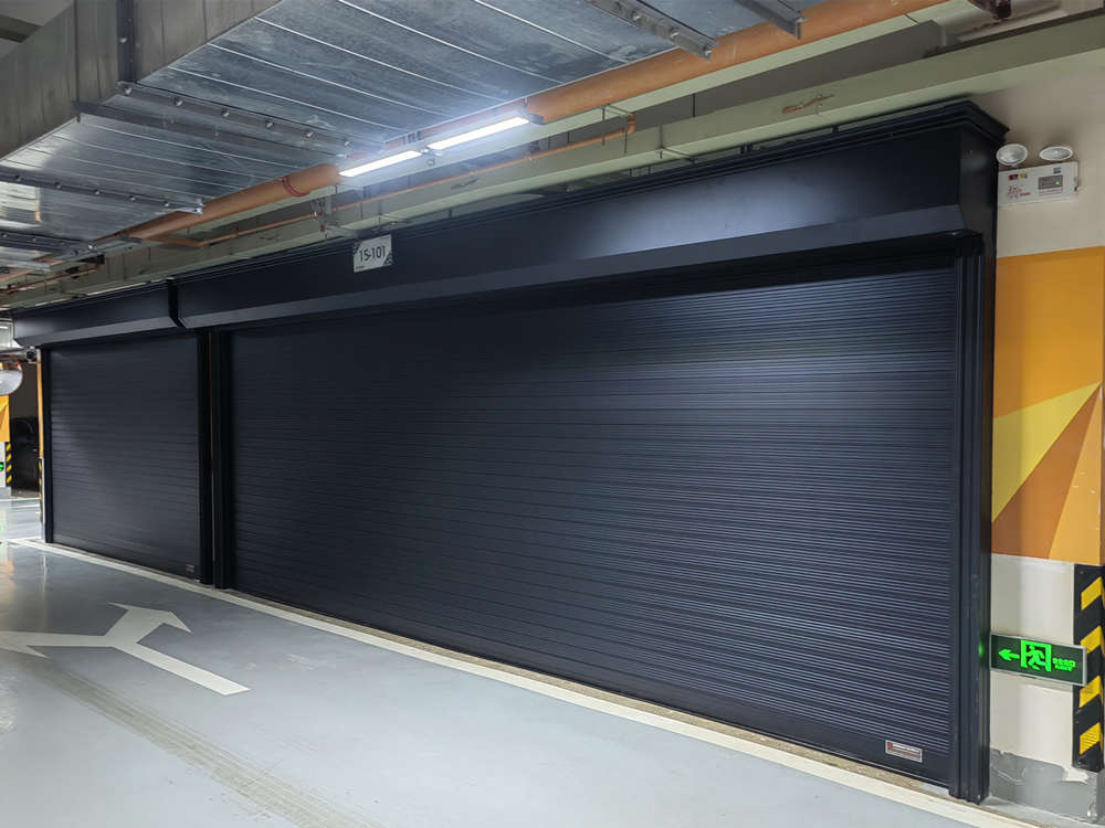 伊顿.jpg 伊顿.jpg