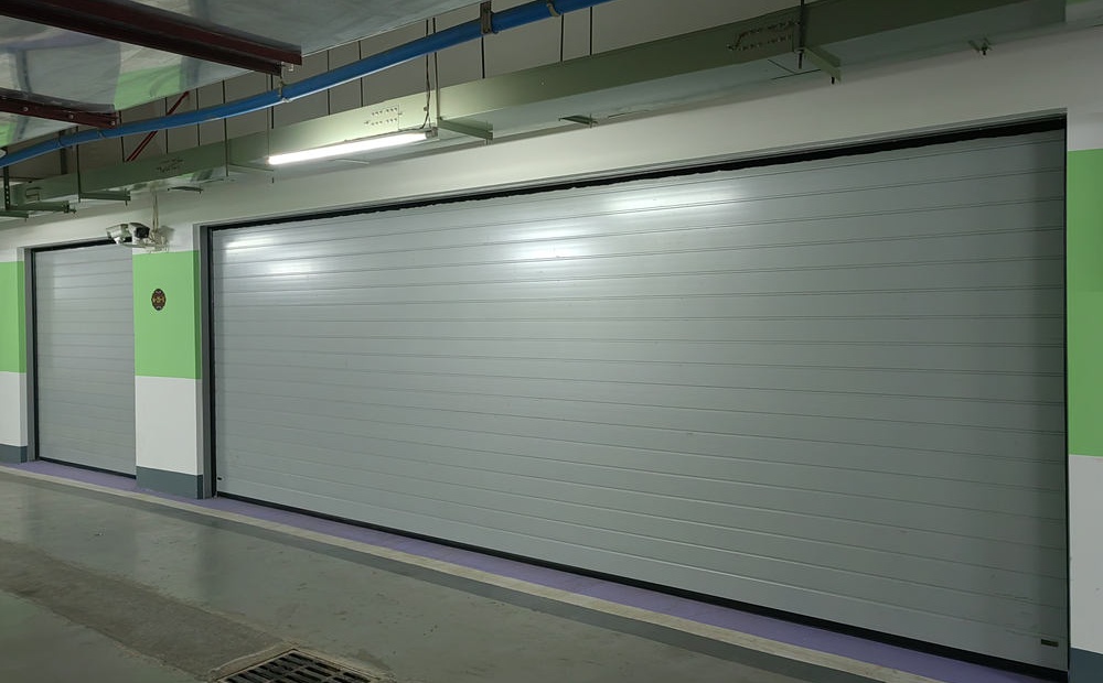 滇池ONE车库门.jpg 滇池ONE车库门.jpg