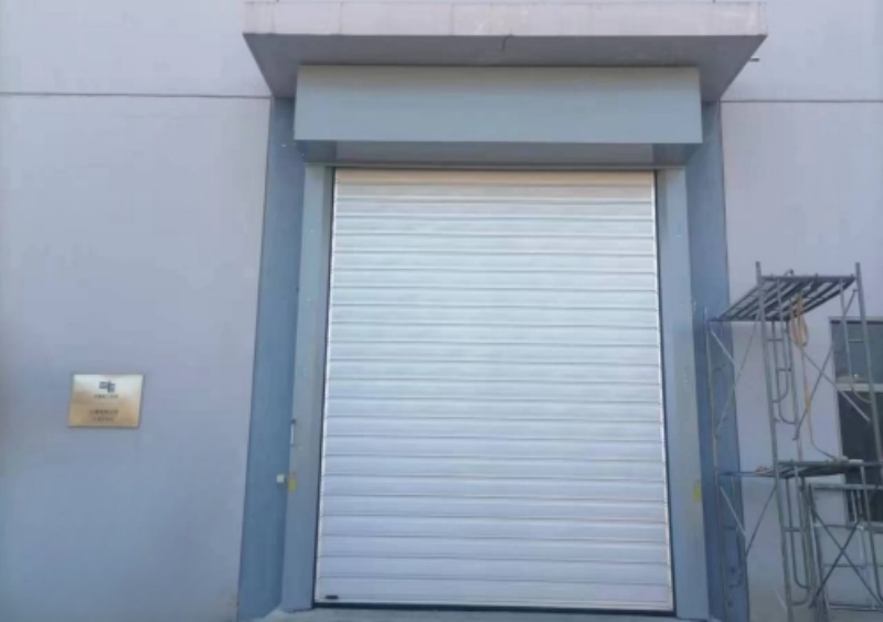 大理供电局快速门.jpg 大理供电局快速门.jpg