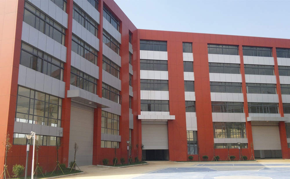 金诚信滑升门.jpg 金诚信滑升门.jpg