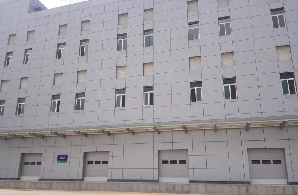 生物谷滑升门.jpg 生物谷滑升门.jpg