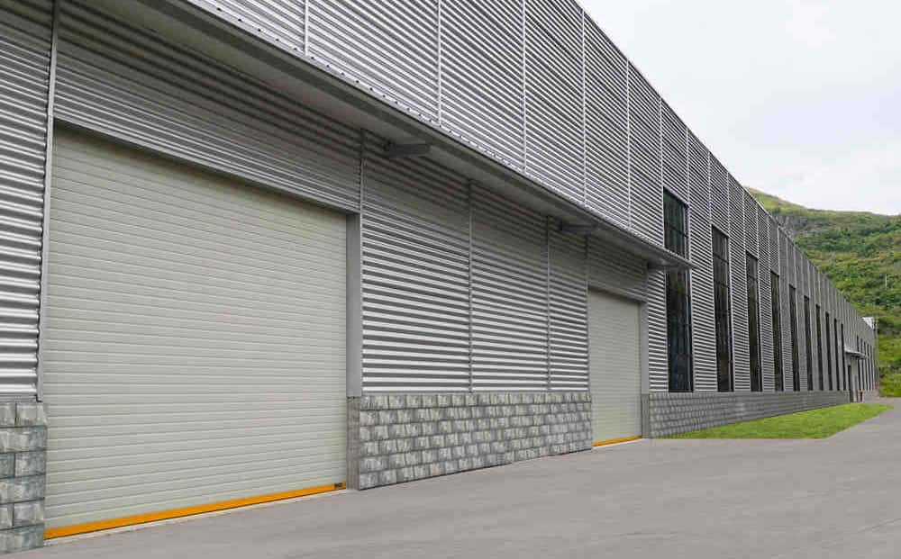 贵州锶多多天然矿泉水公司电动卷帘门.jpg 贵州锶多多天然矿泉水公司电动卷帘门.jpg