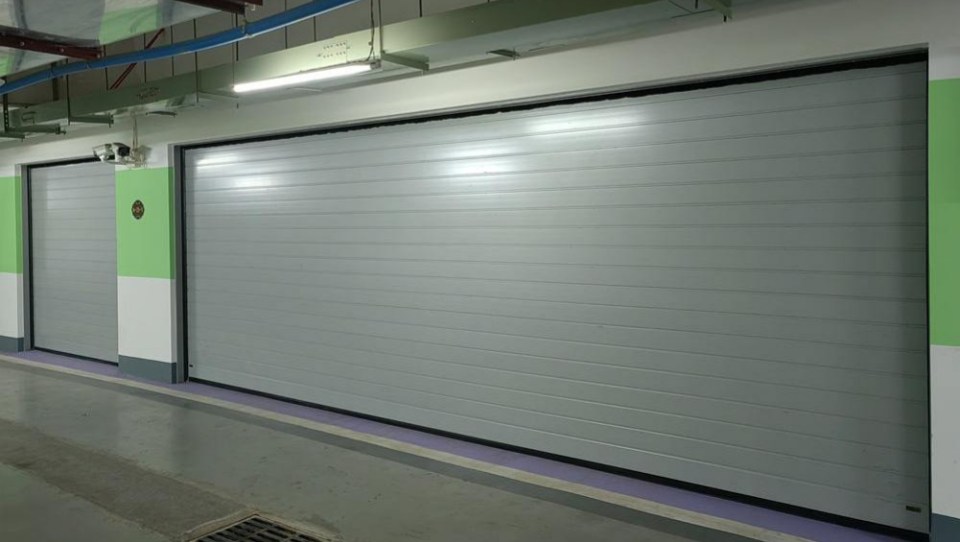 昆明滇池ONE快速车库门.jpg 昆明滇池ONE快速车库门.jpg